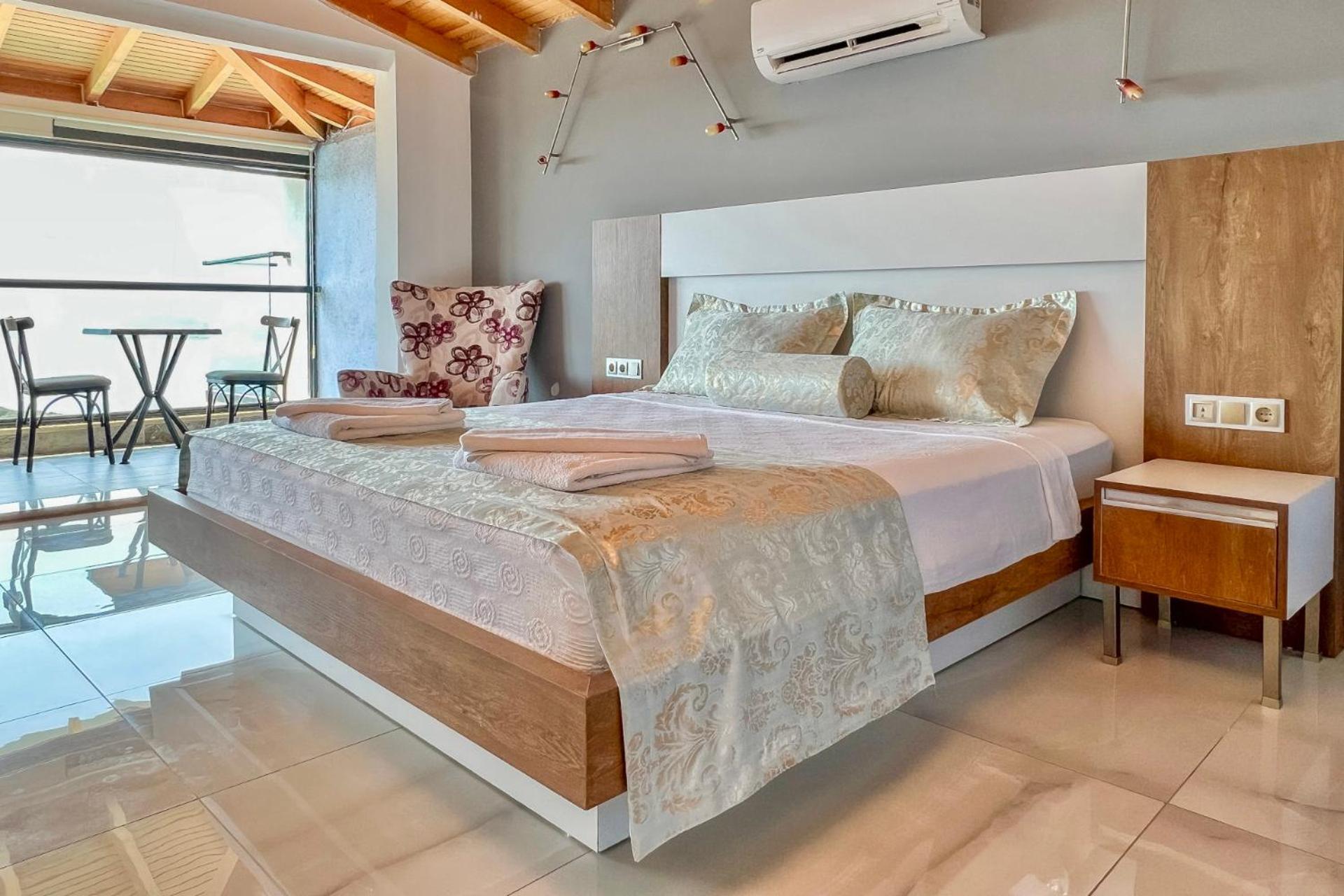 Stonehillkas Hotel ภายนอก รูปภาพ